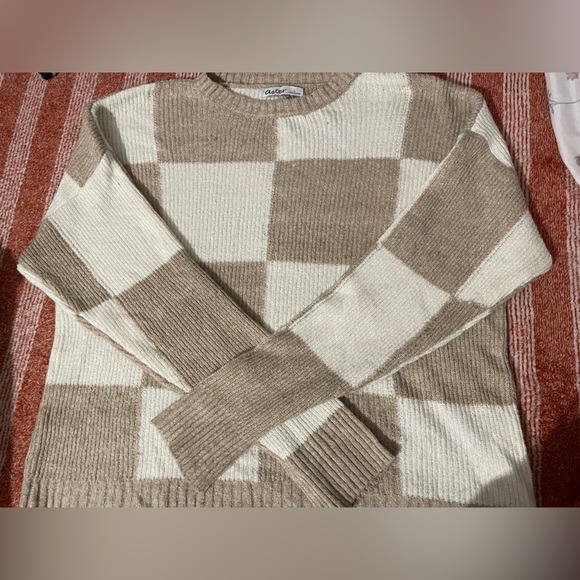 Creamy & light brown thin sweater - Picture 1 of 1